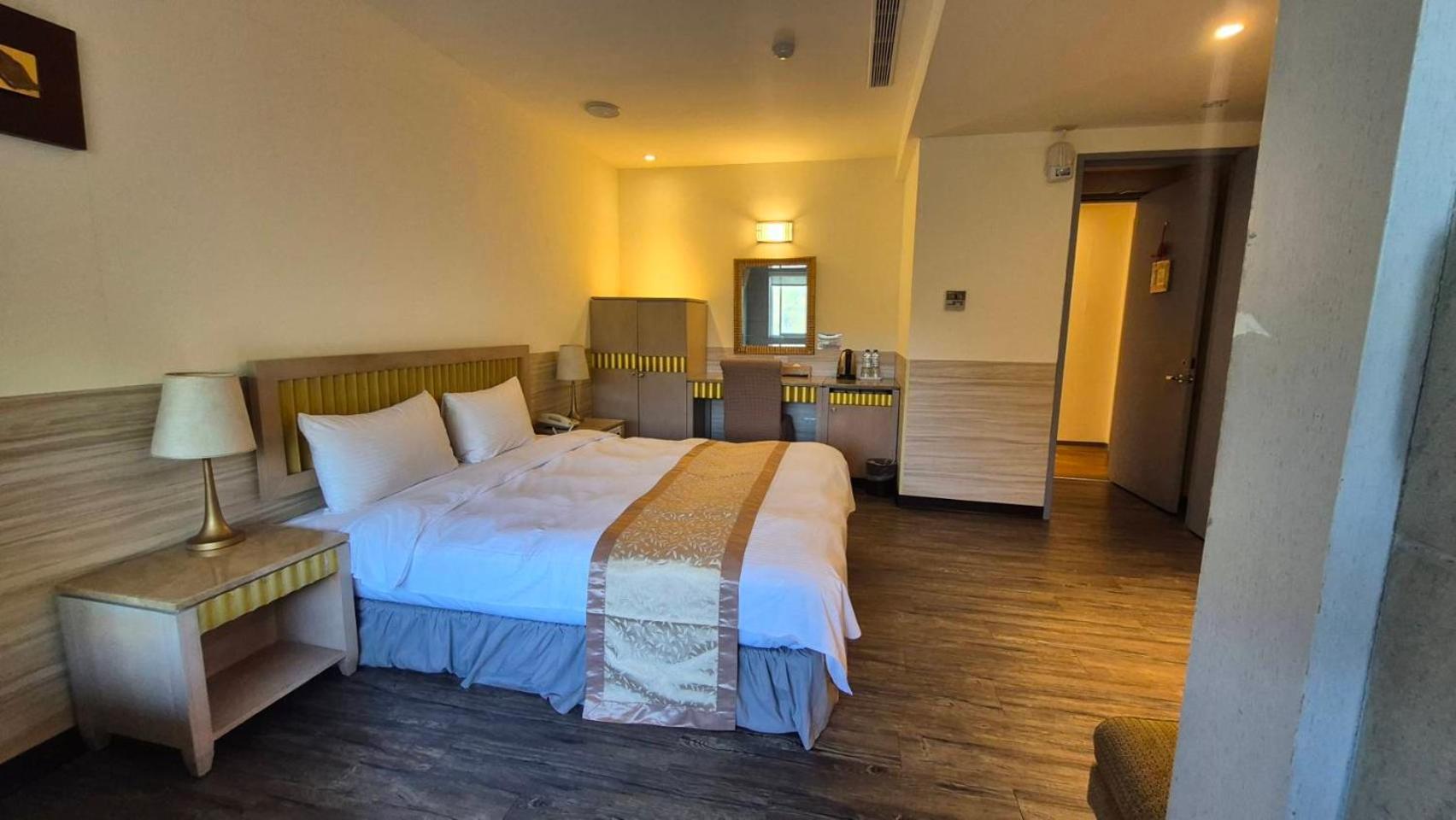 Mi Jing Garden Spring Resort Wulai Eksteriør bilde