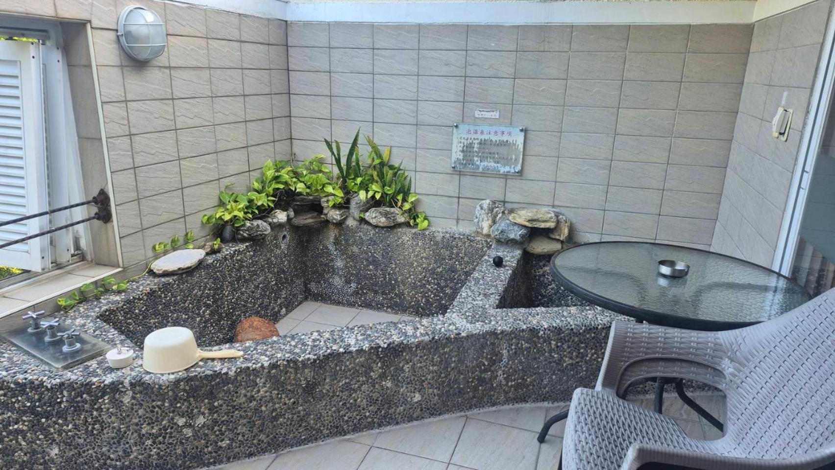 Mi Jing Garden Spring Resort Wulai Eksteriør bilde